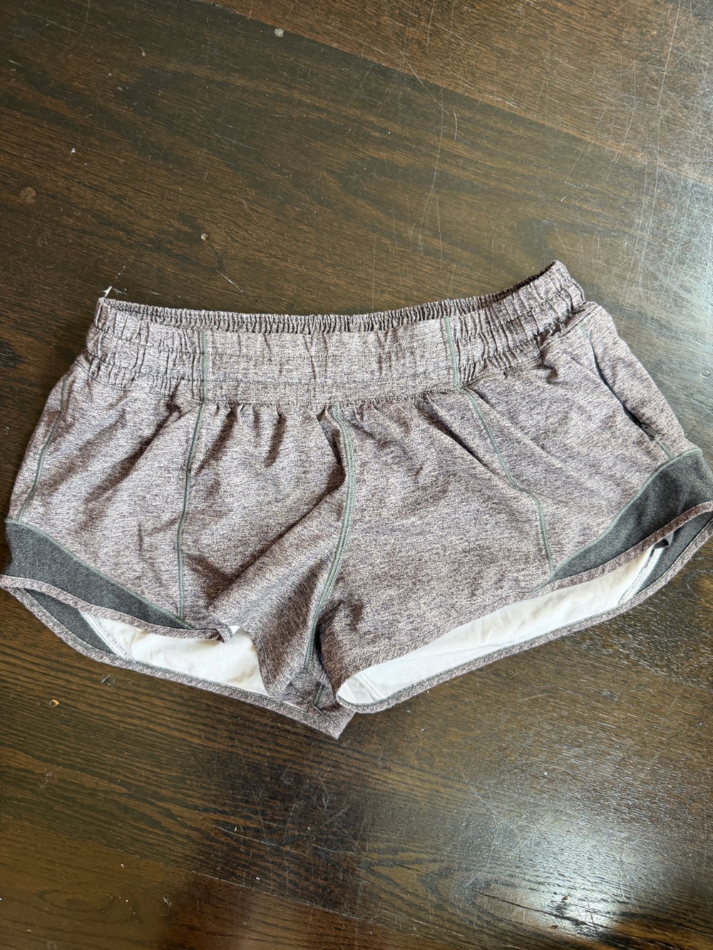 Lululemon hotty hot short